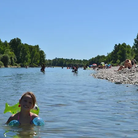 Camping Les Plages De L'ain