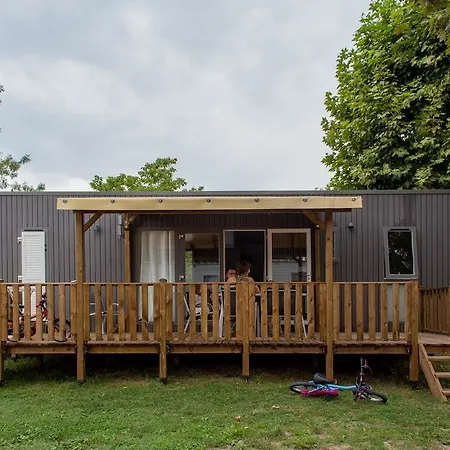 Camping Les Plages De L'ain Camping 3*