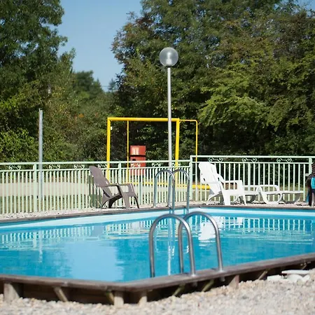 Camping Les Plages De L'ain Camping Saint-Maurice-de-Gourdans
